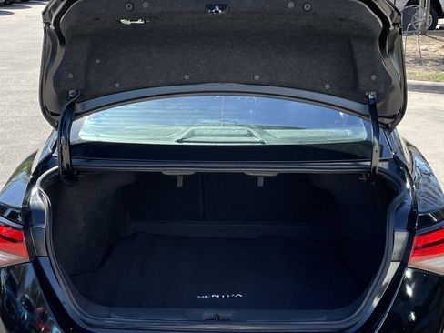 Used 2022 Nissan Sentra SV w/ All-Weather Package image 25