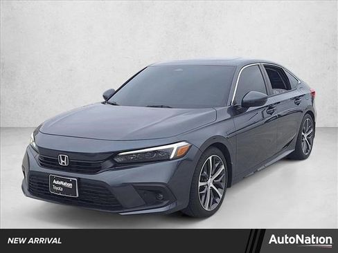 Used 2022 Honda Civic Touring image 1