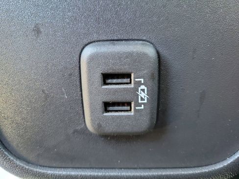 Used 2024 Chevrolet Equinox LS w/ LS Convenience Package image 13