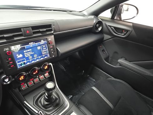 Used 2023 Toyota GR86 Premium w/ ALL Weather Mat Package (TMS) RWD image 24