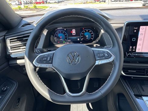 New 2026 Volkswagen Atlas Cross Sport SEL AWD/4WD image 11