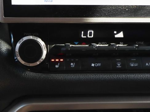 Used 2023 Toyota Tundra Limited w/ TRD Off-Road Package AWD/4WD image 37