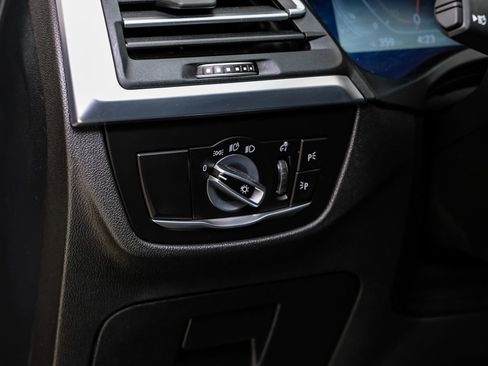 Used 2024 BMW X4 xDrive30i w/ Parking Assistance Package image 32