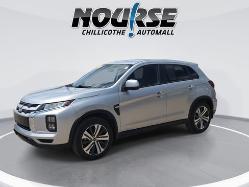 Used 2023 Mitsubishi Outlander Sport ES AWD/4WD image 4