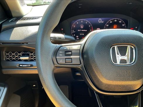 Used 2025 Honda Accord SE image 24