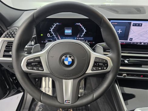 Used 2024 BMW X6 xDrive40i w/ Premium Package image 19