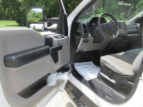 Used 2019 Ford F350 XL w/ Power Equipment Group RWD image 19