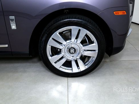 Used 2020 Rolls-Royce Cullinan AWD/4WD image 35