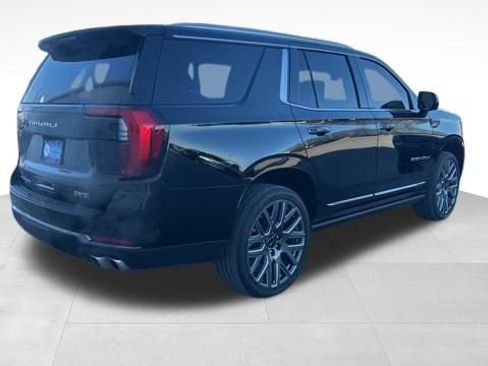 Used 2025 GMC Yukon Denali Ultimate w/ LPO, Floor Liner Package image 8