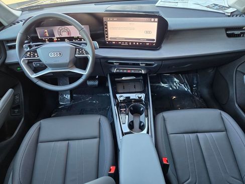 New 2026 Audi Q3 quattro 2.0T AWD/4WD image 12