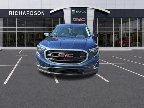Used 2020 GMC Terrain SLE w/ Driver Convenience Package FWD image 8