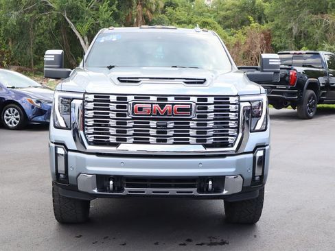 Certified 2025 GMC Sierra 2500 Denali w/ Denali Reserve Package AWD/4WD image 4
