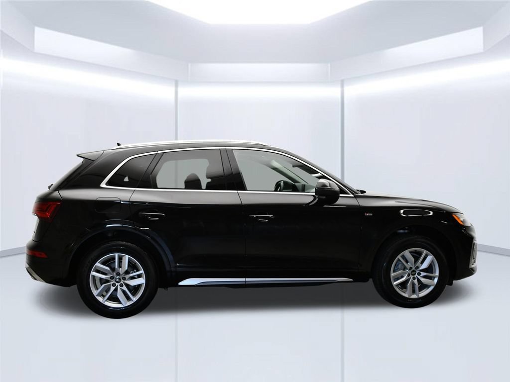 Certified 2023 Audi Q5 2.0T Premium w/ Convenience Package AWD/4WD image 7