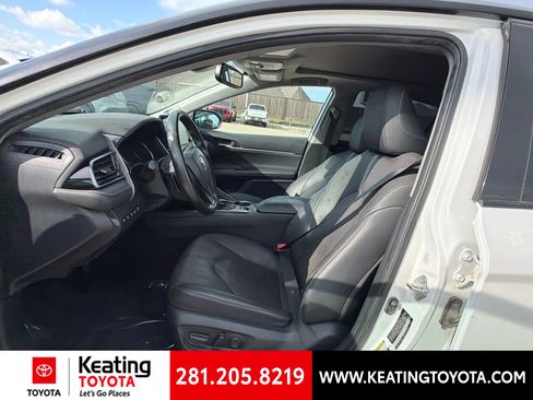 Used 2023 Toyota Camry XSE w/ Navigation Package FWD image 10
