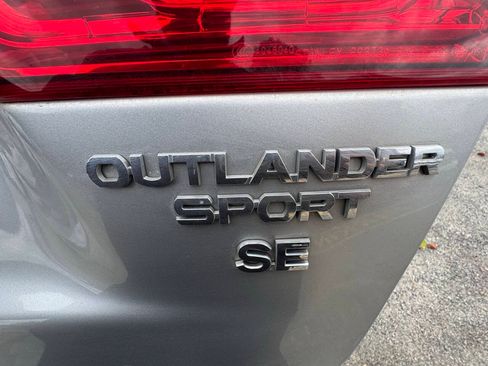 Used 2019 Mitsubishi Outlander Sport SE FWD image 42