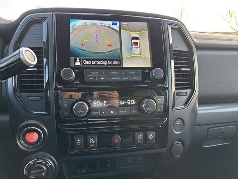 Certified 2023 Nissan Titan PRO-4X w/ Pro-4x Convenience Package image 18