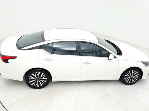 Used 2023 Nissan Altima 2.5 SV image 17