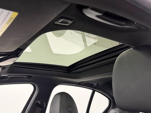 Used 2020 BMW 330i xDrive Sedan w/ M Sport Package image 25