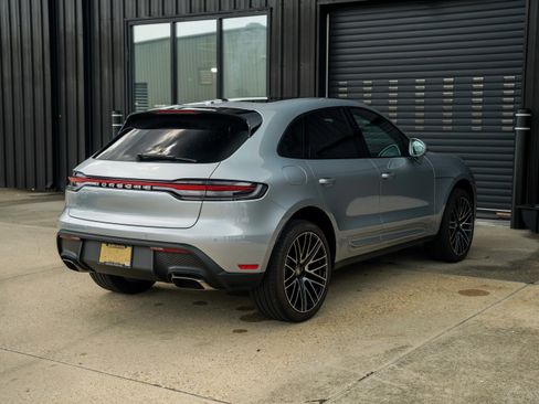 New 2025 Porsche Macan image 10