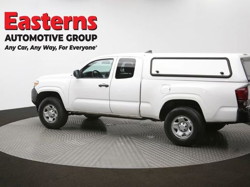 Used 2019 Toyota Tacoma SR image 60