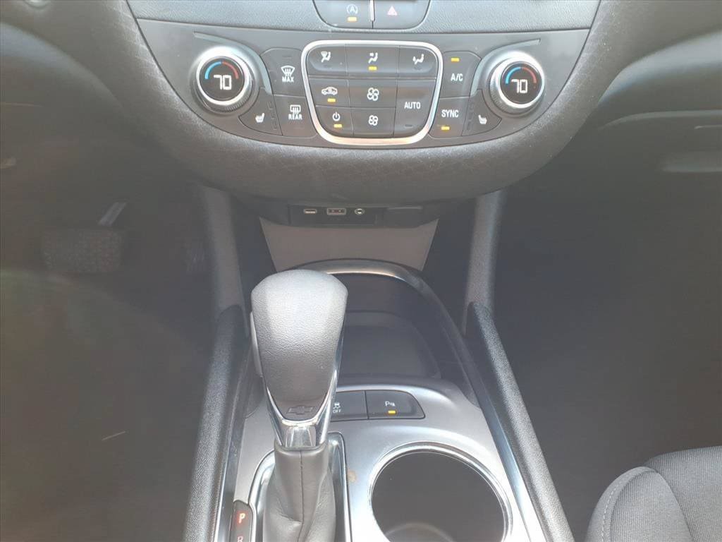 Used 2025 Chevrolet Malibu LT FWD image 26
