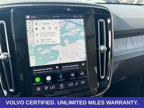 Certified 2026 Volvo XC40 B5 Plus AWD/4WD image 18