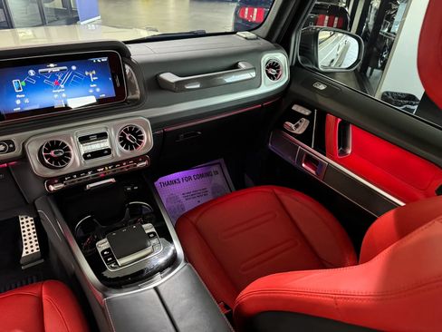 Used 2025 Mercedes-Benz G 550 image 14
