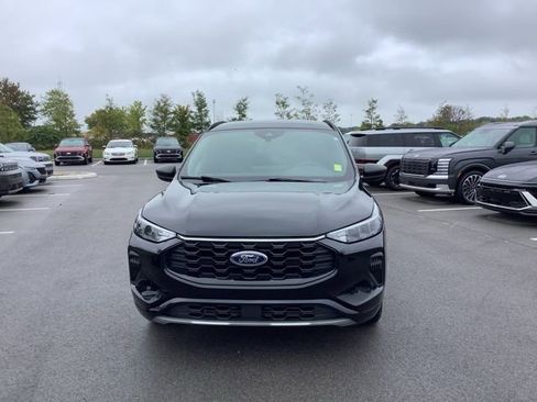 Used 2023 Ford Escape ST-Line w/ Tech Pack #1 image 2