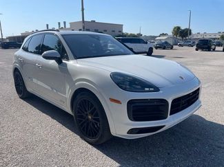 Used 2022 Porsche Cayenne GTS AWD/4WD video 1