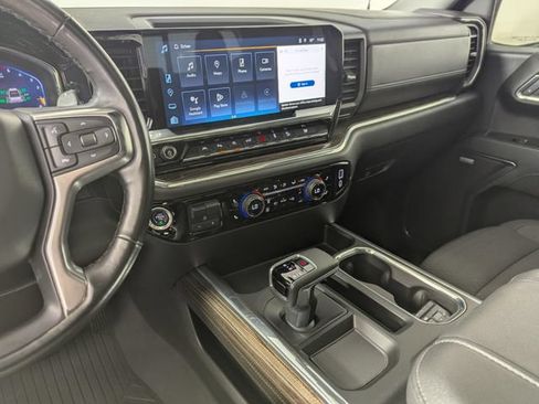 Used 2024 Chevrolet Silverado 1500 RST w/ Convenience Package II AWD/4WD image 19