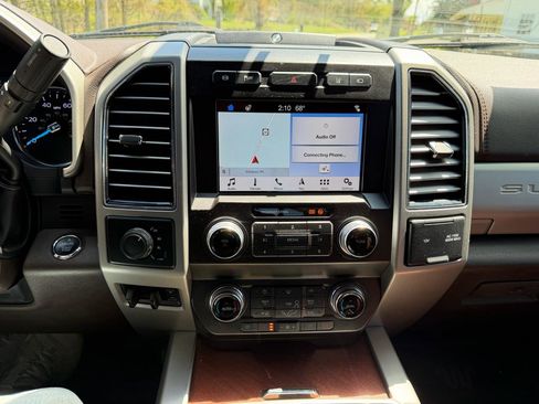 Used 2019 Ford F450 King Ranch w/ King Ranch Ultimate Package AWD/4WD image 32