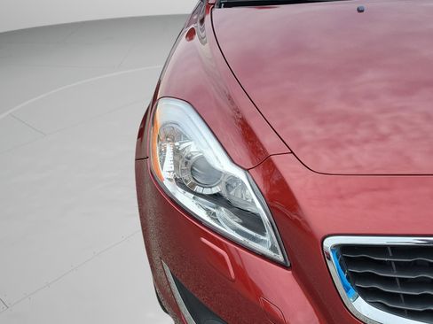 Used 2013 Volvo C70 T5 image 13