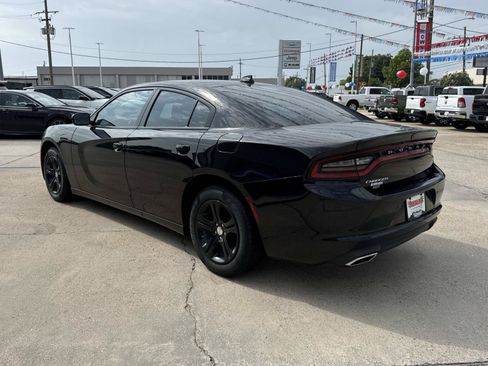 Used 2023 Dodge Charger SXT RWD image 5