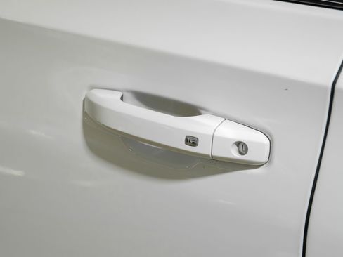 Used 2021 GMC Yukon XL AT4 w/ AT4 Premium Plus Package image 45