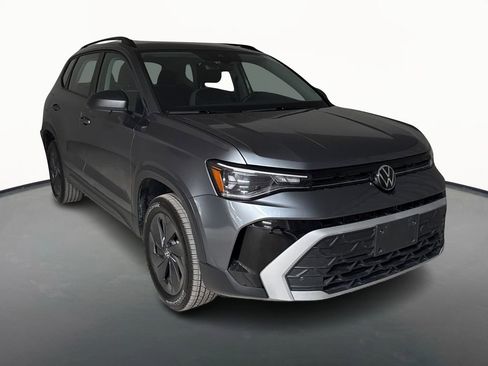 Used 2025 Volkswagen Taos S image 3