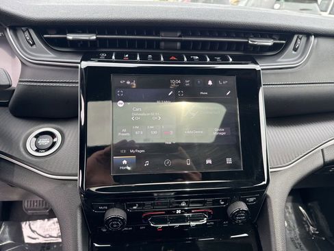 Certified 2023 Jeep Grand Cherokee Altitude AWD/4WD image 11