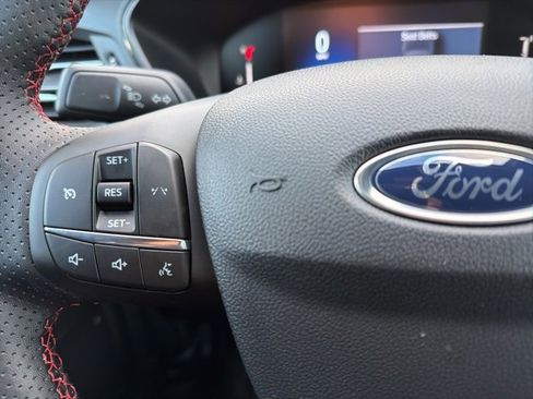 New 2026 Ford Escape ST-Line w/ Cold Weather Package image 18