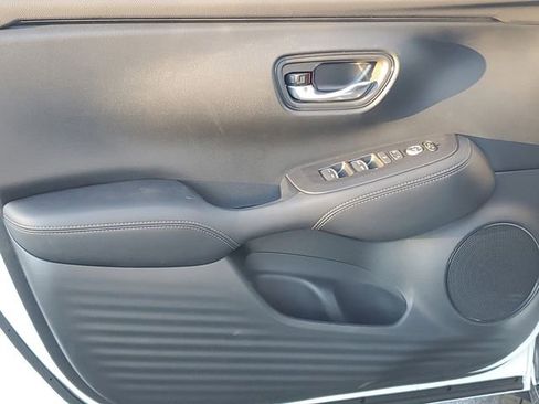 New 2026 Honda HR-V EX-L image 7