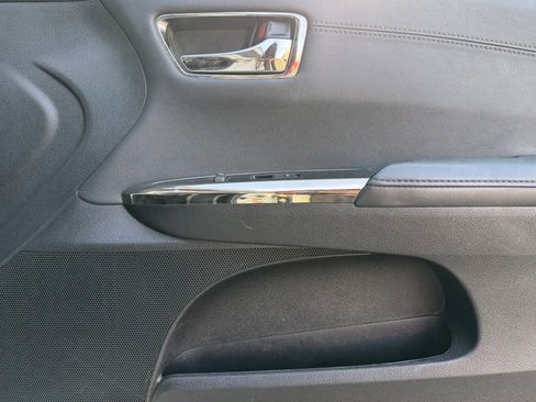Used 2015 Toyota Avalon XLE Touring FWD image 11