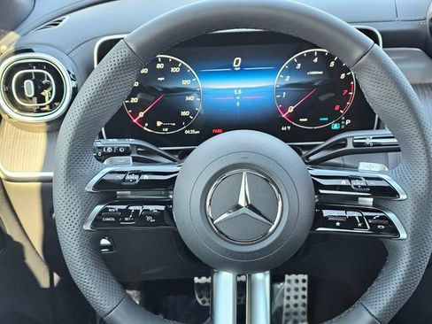 New 2026 Mercedes-Benz GLC 300 4MATIC image 30