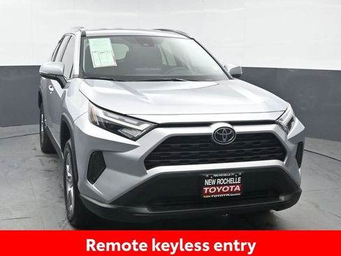 Certified 2025 Toyota RAV4 XLE AWD/4WD image 11