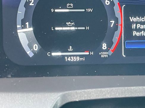 Used 2025 Toyota Tacoma TRD Off-Road image 38