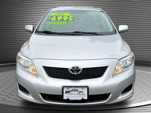 Used 2010 Toyota Corolla LE FWD image 2