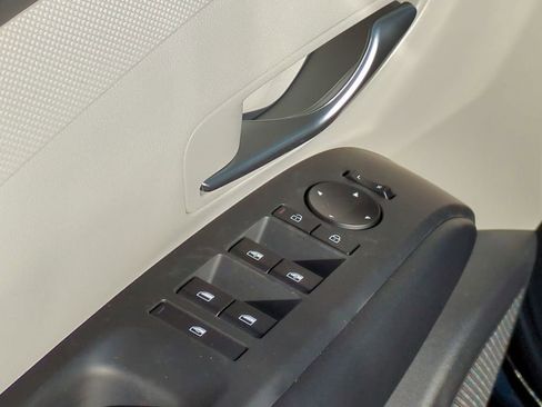 Certified 2025 Hyundai Tucson SEL AWD/4WD image 11