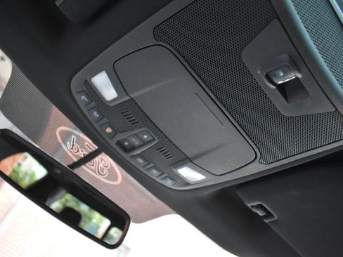 Used 2016 Ford F150 XLT w/ Equipment Group 302A Luxury AWD/4WD image 40