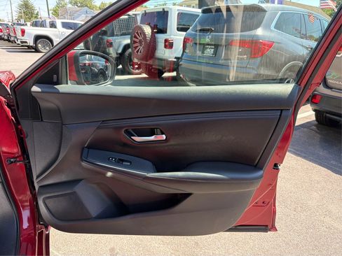 Used 2021 Nissan Sentra SV FWD image 21