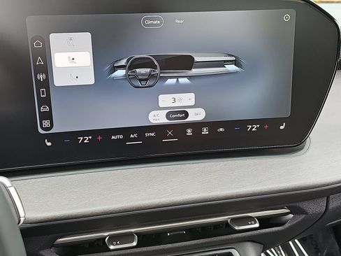 New 2026 Audi Q3 quattro 2.0T AWD/4WD image 26