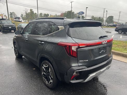 Used 2024 Kia Seltos SX w/ SX Sunroof Package image 4