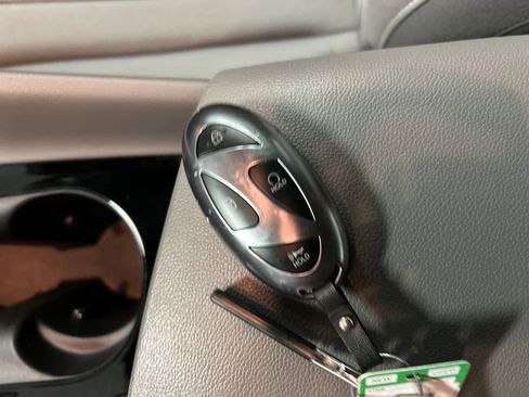 Used 2025 Hyundai Elantra SEL image 20