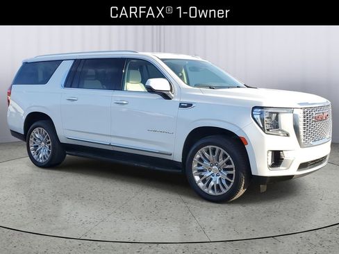 Certified 2023 GMC Yukon XL Denali image 2